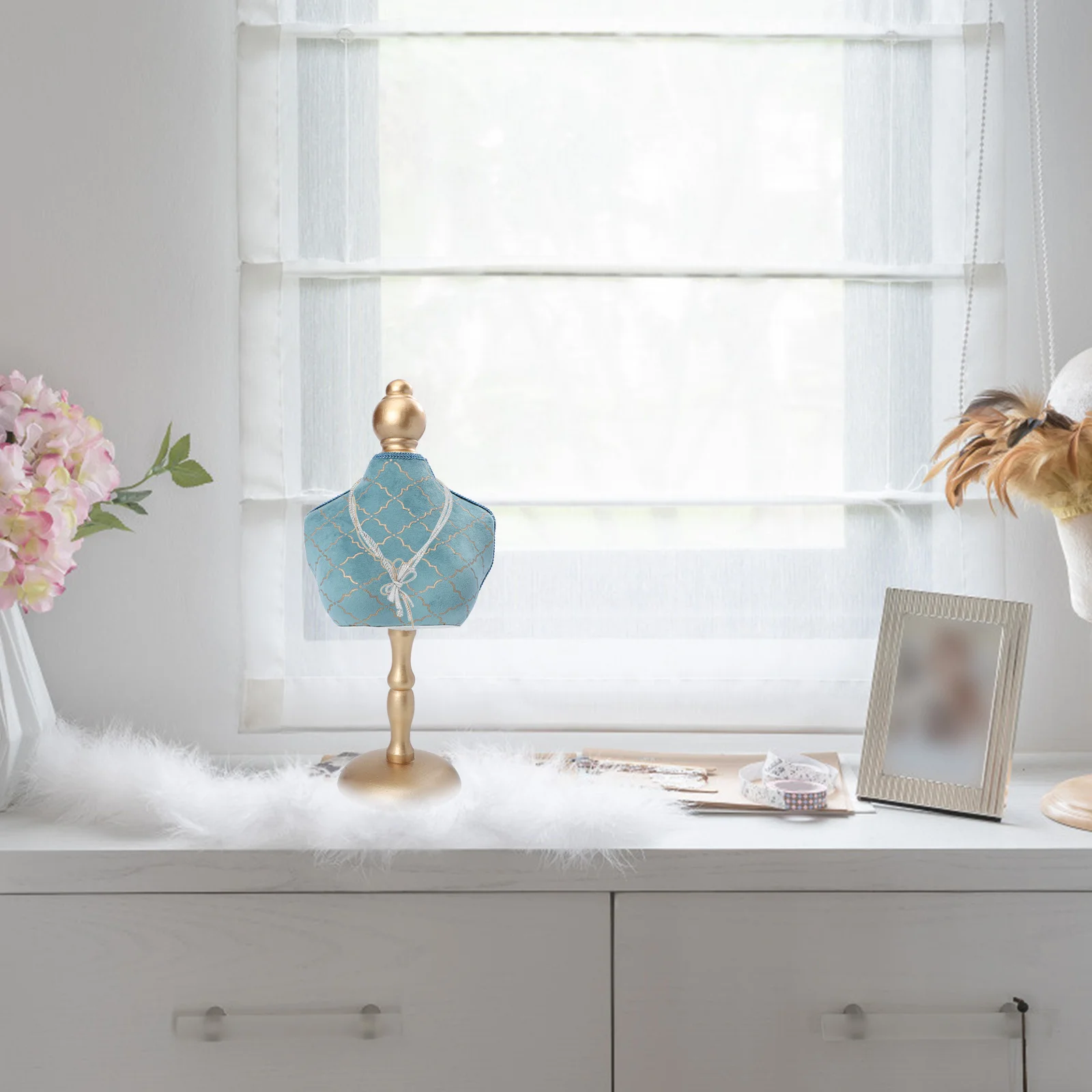 Necklace Showcase Stand Jewelry Holder Elegant Necklace Rack Organizer for Desktop Display Decorative Home Jewelry Storage