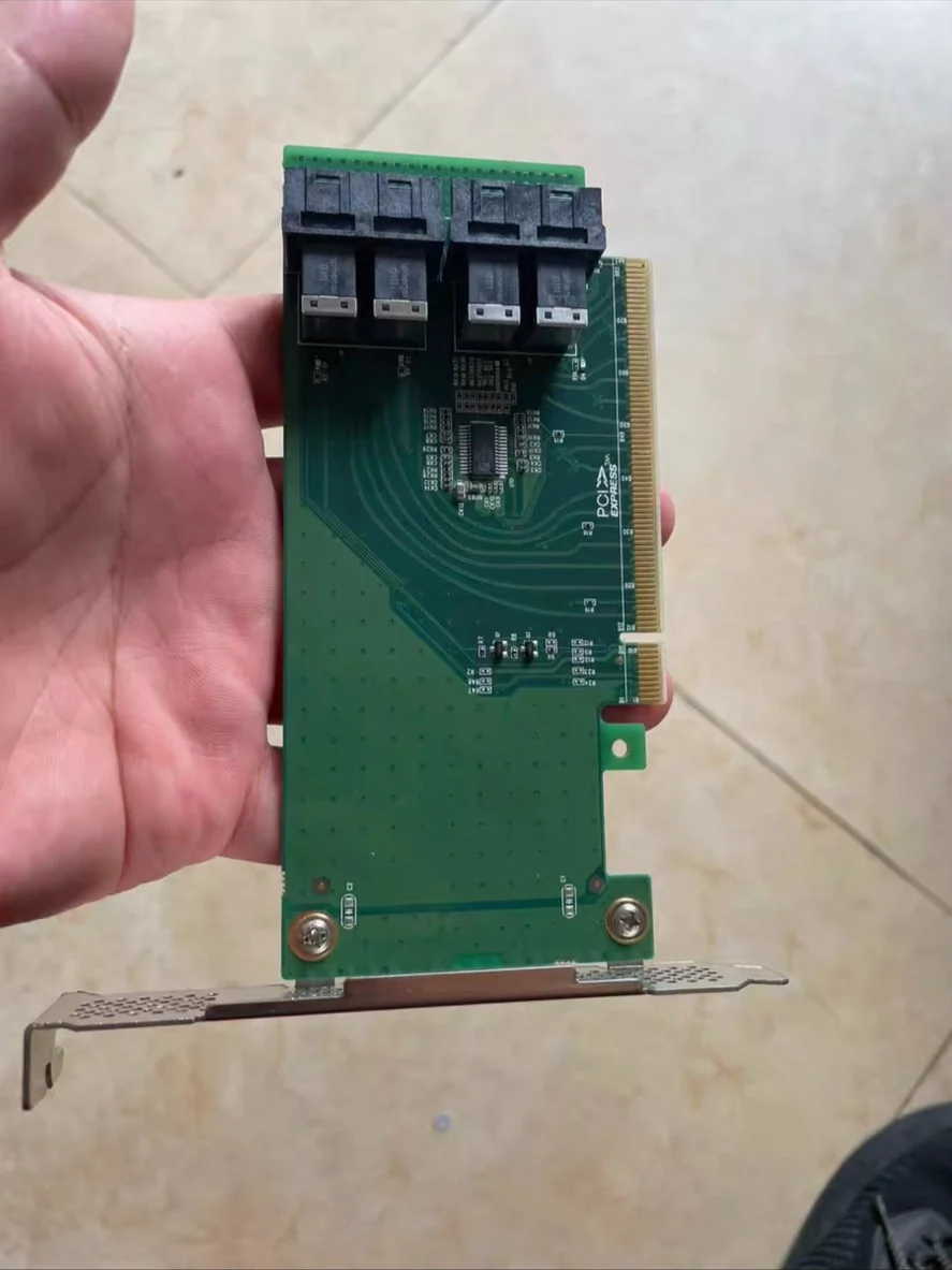 

Lianrui LRNV9614-4i+PCIEx16 to four-port SFF864 server accessories