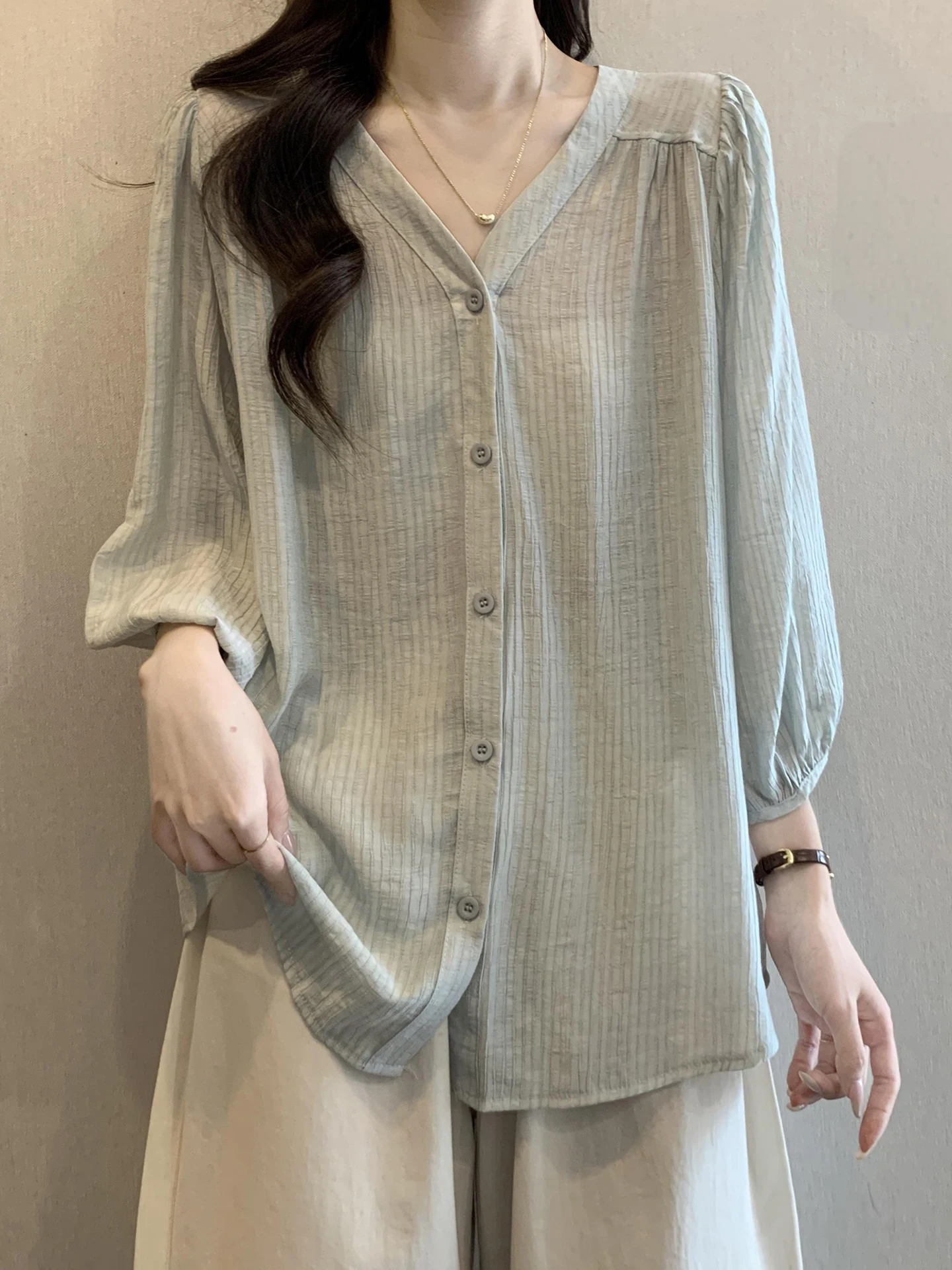 

Женская шифоновая блузка Ele V-Ne Chiffon с V-образным вырезом, больших размеров, скрывающая живот, с эффектом похудения, рукав 3/4, в корейском стиле, свободного кроя