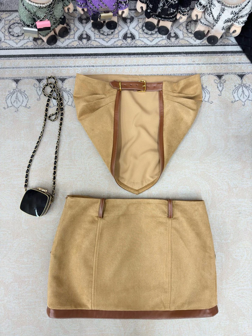 

High-Waisted Triangle Scarf Halter-Neck Top Short Letter Patterned Skirt Set Hot Sexy Girlish Style Women's Fashion Outfit