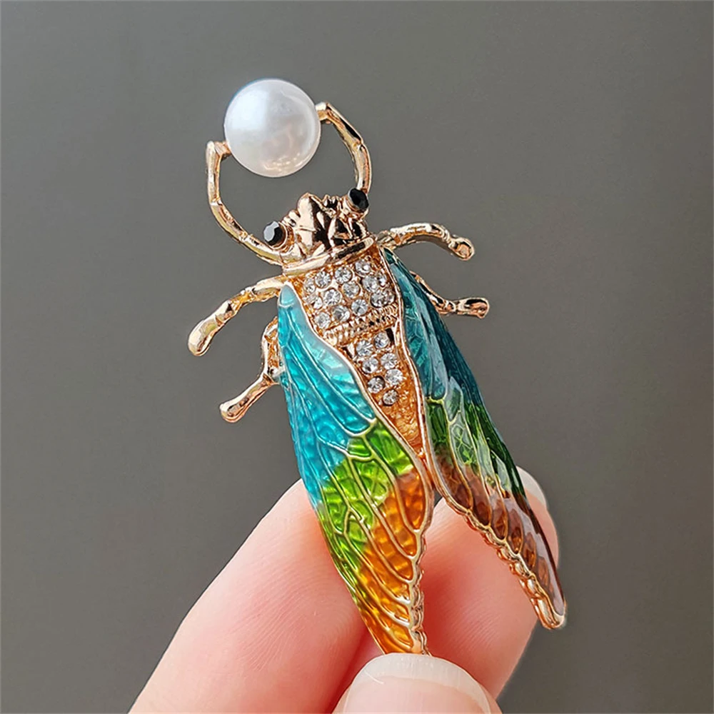 Women Men Cicada Insect Crystal Pearl Brooches Fashion Metal Cute Pins Jewelry Accessoreis Retro Clothing Corsage Unisex Gifts