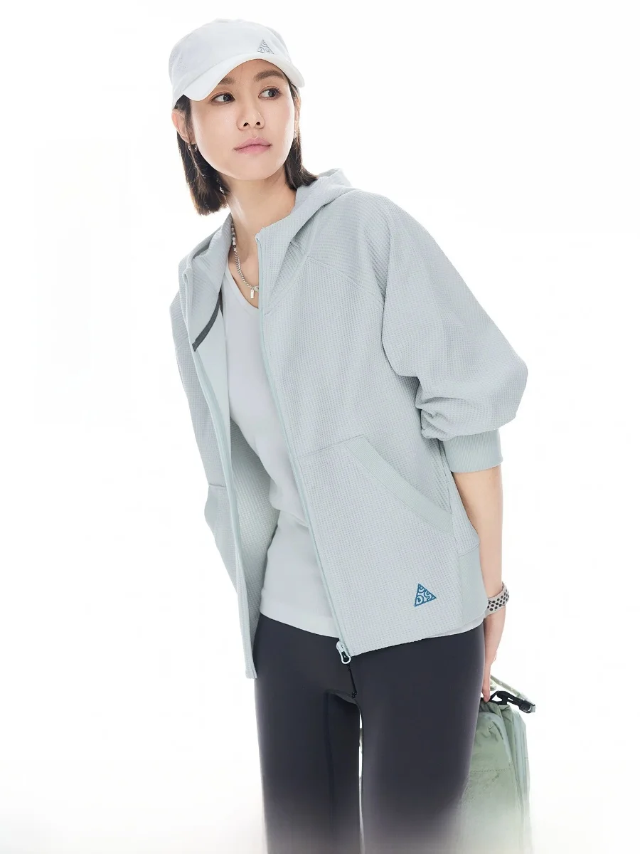 

Women's Windproof Hooded Jacket UPF50 Sunscreen Quick Dry Breathable Casual Style Polyester Fiber Spring 2026 Fashion