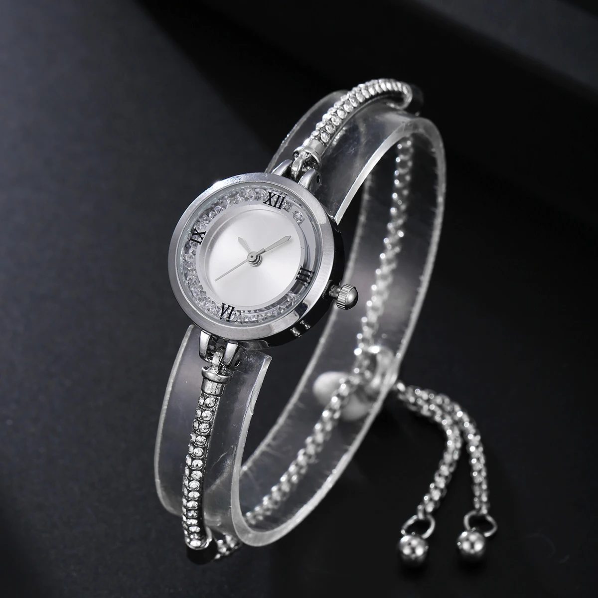 The latest style of women\'s fashionable minimalist, small and cute quartz bracelet watch