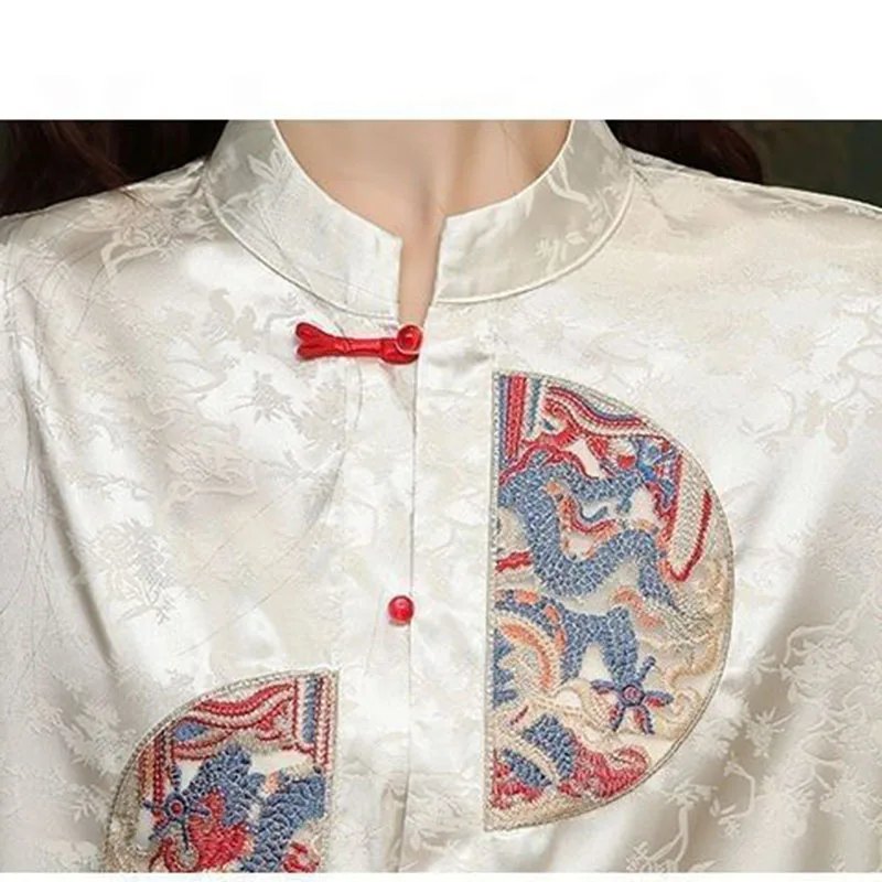 Neue Chinesische Stil Retro Shirt Top frauen 2025, Frühling Langarm Schnalle Stehkragen Jacquard Nationalen Gestickte Hemd Weibliche