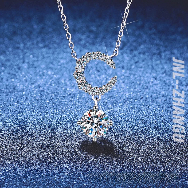 

S925Sterling Silver Moissanite Necklace Light Luxury Korean Style Half Moon Romantic Clavicle Chain