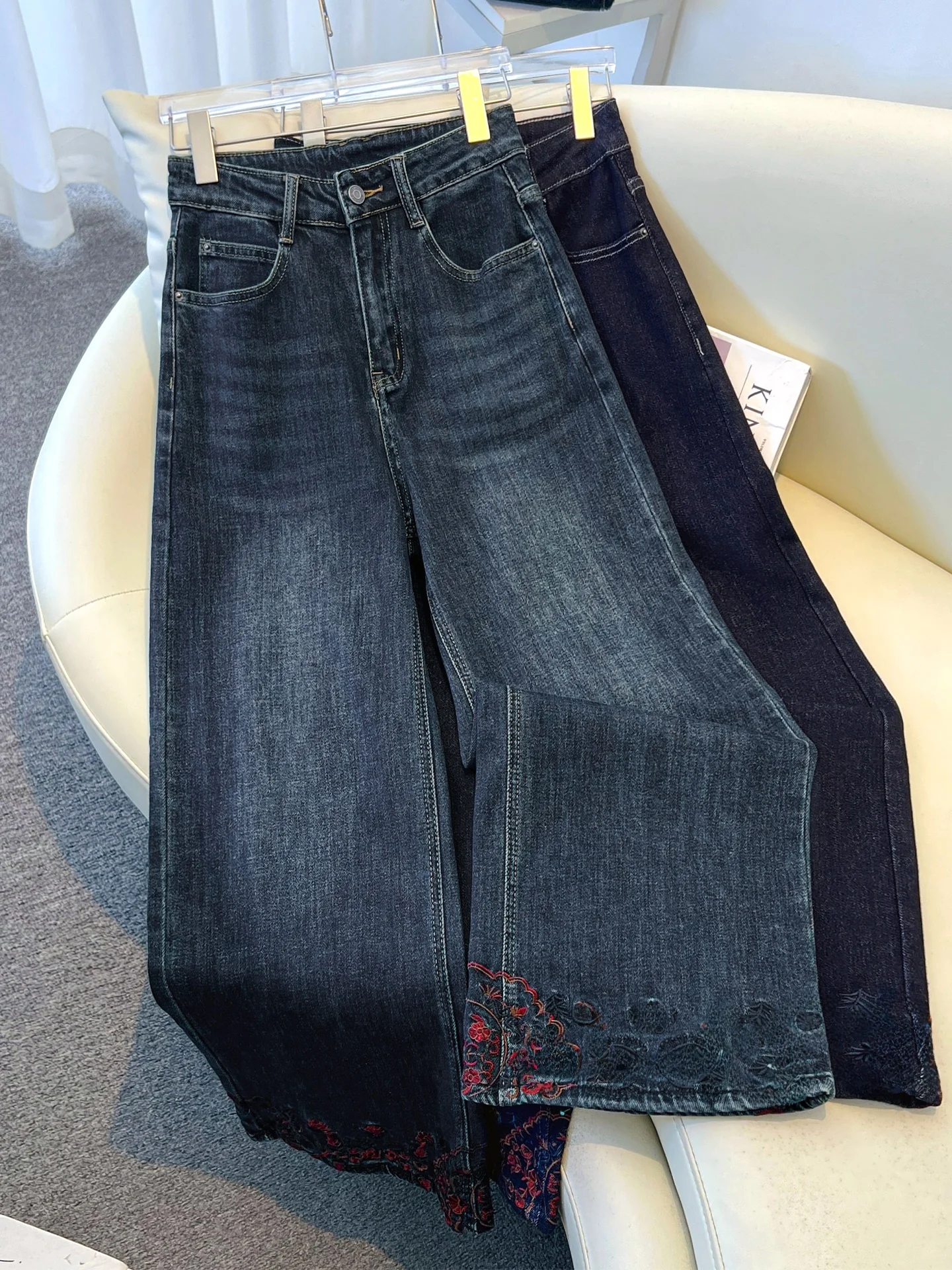 Retro Embroidered Wide Leg Jeans Women's Spring Autumn High Waist Loose Slimming Nine Point Straight Cut Casual Cotton Denim