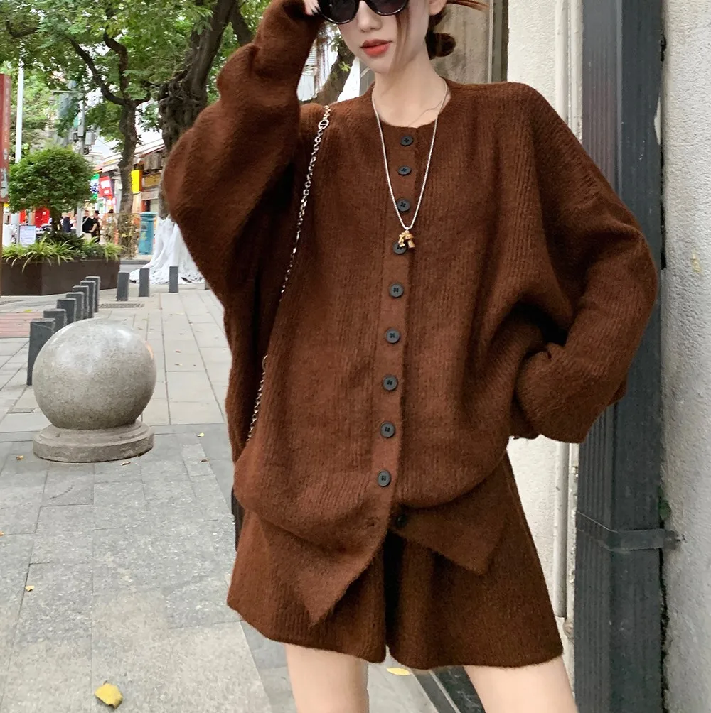Retro Lazy Knitted Suit Women's Autumn and Winter Soft Glutinous Sweater Covers The Belly and Slimming Skirt Two-piece Set
