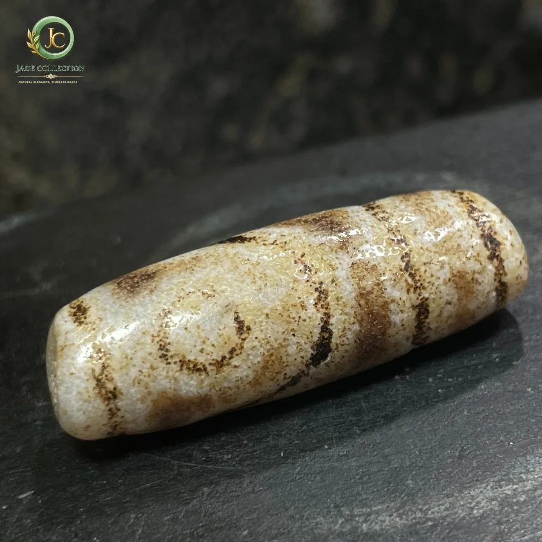 Tibetan Nepalese Himalayan Bead Ancient Agate Old Dzi Talisman 2 eye Bead Amulet