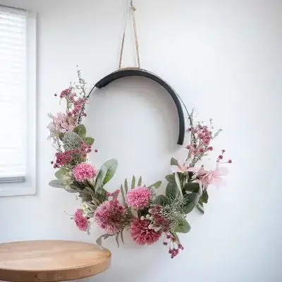 

Realistic Flower Wreath Pendant Delicate Decorative Wreath for Window Door Garden Festivals Fake Flower Hanging Decor