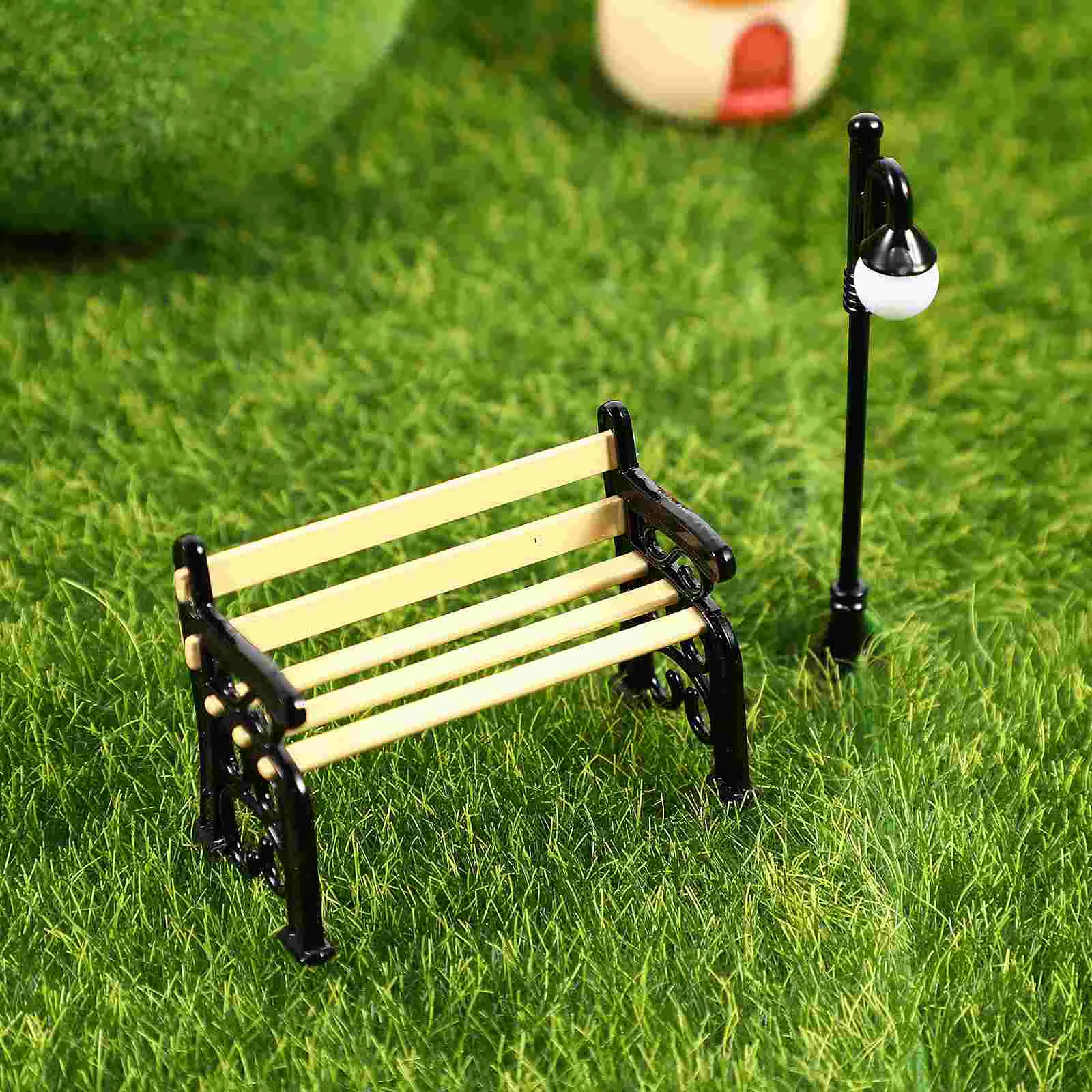 ตุ๊กตาของเล่นน้ําตาราง Miniature เก้าอี้ตกแต่ง Park เด็กเฟอร์นิเจอร์เครื่องประดับ Bench Street Light โพสต์โลหะเด็ก