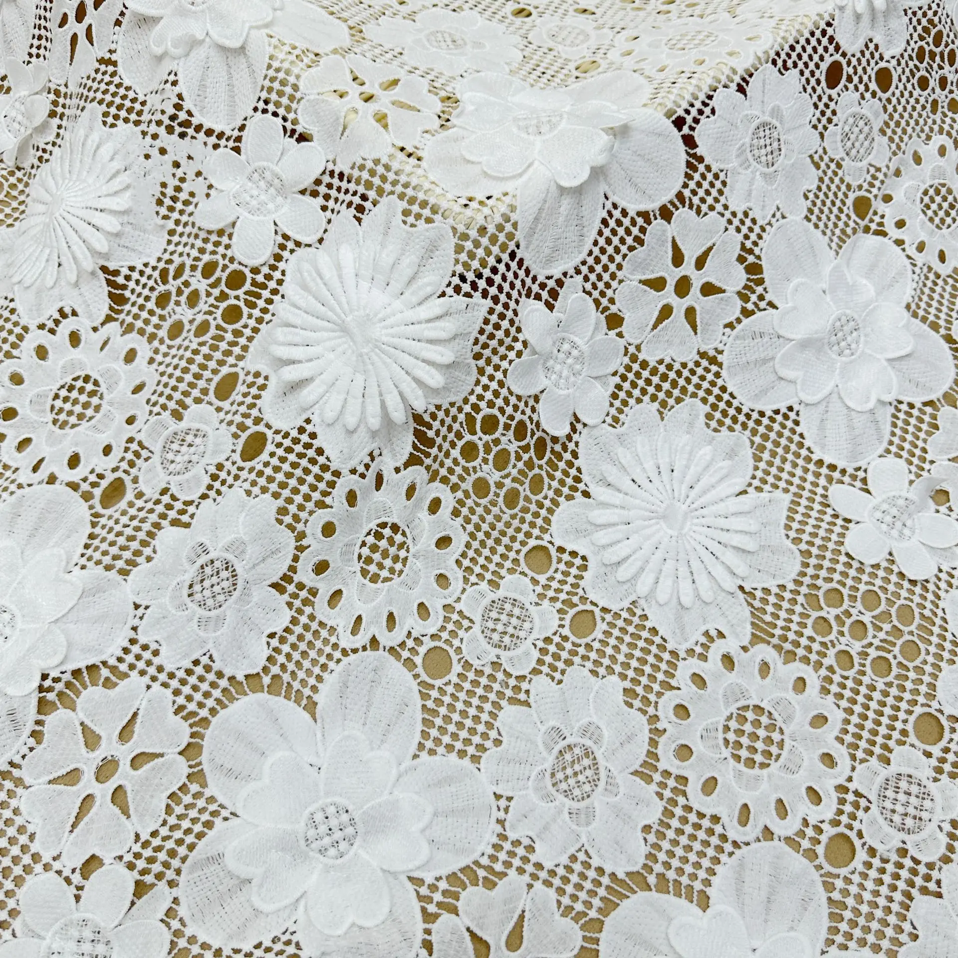 

High-end fashion 3D floral hollow-out water-soluble lace embroidered fabric for wedding dresses and home decor