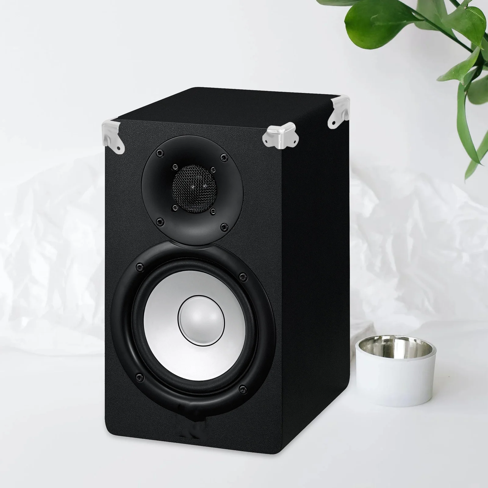 

36pcs Speaker Corners Protector Iron Corner Guard Vintage Box Protective Corners For Cabinet Jewelry Case Amplifier Angle