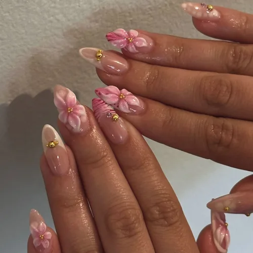Imagen 2 del producto 24 Uds. De uñas postizas 3D con flores rosas dulces y almendras con diamantes franceses amarillos, uñas postizas artificiales, puntas portátiles con pegamento