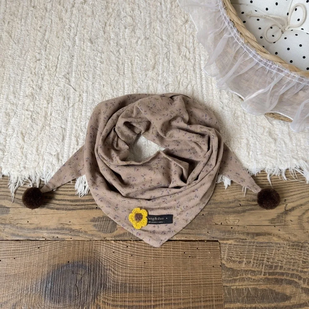 Simple 3D Floral Kid Triangle Scarf Double Pom Pom Windproof Neck Warmer Lightweight Soft Skin-Friendly Neckscarf Cold Weather