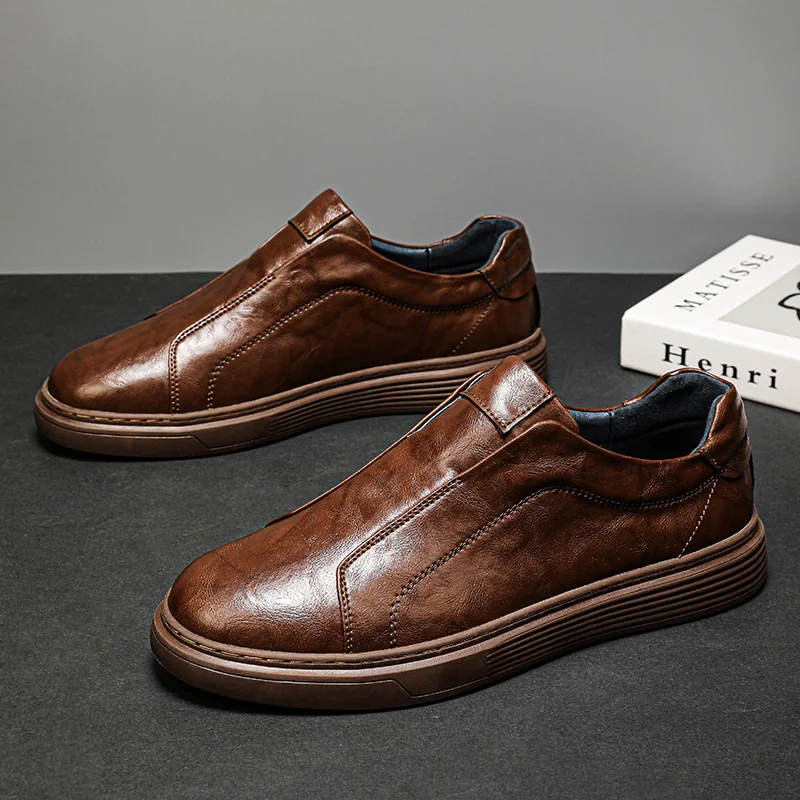 

Spring Autumn New Men Shoes Casual Board Shoes Flat Bottom Comfortable Luxurious Personalized Fashionable Shoes Large Size