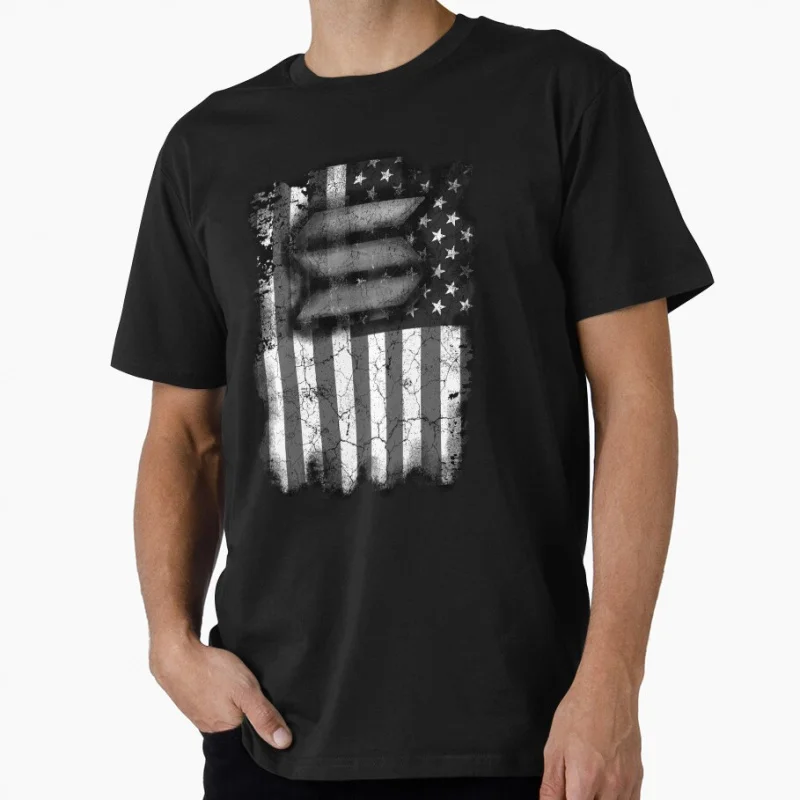 

Solana Antique Grey Vintage American Flag Design Crypto Token Cryptocurrency Blockchain Gift T shirt for man Large size Tops