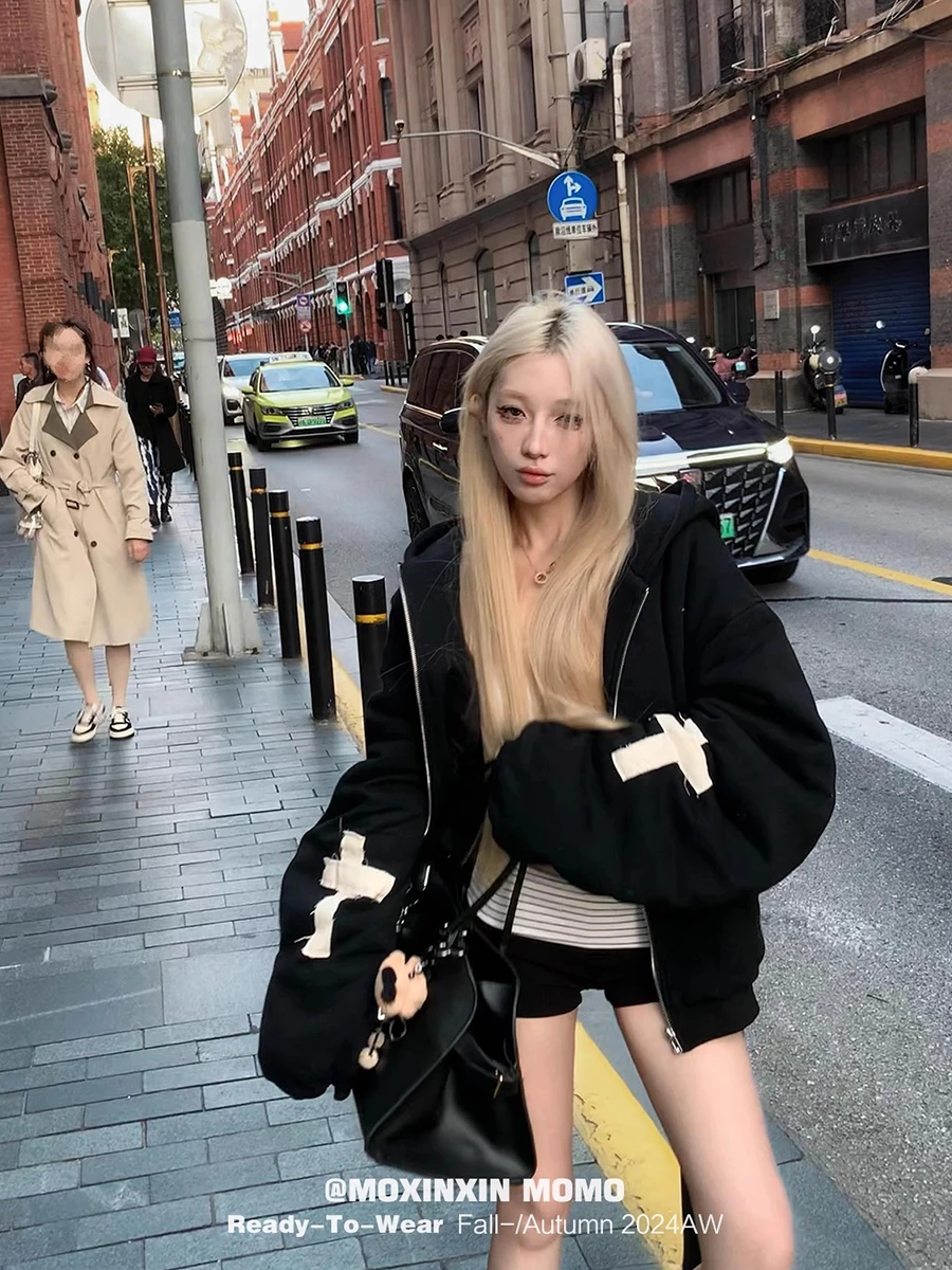 

Лаутаро Осень Зима Оверсайз Мягкое Черное Толстое Теплое Искусственное Меховое Пальто для Женщин с Перекрестной Застежкой на Зиппер и Длинным Рукавом Свободная Пухлая Куртка Худи Уличная Мода шуба искусственный мех