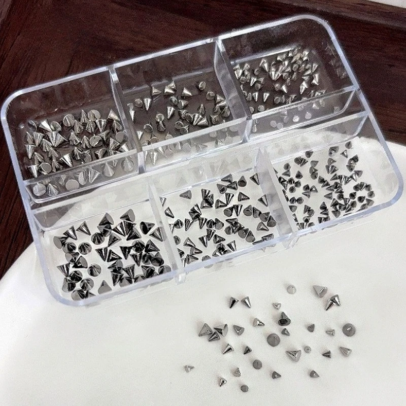 

Gun Black Silver Rivet Cone Ball Metal Alloy Fork Spoon Punk Stars Bowknot Bead Pearl Nail Art Accessories Decorations Manicure