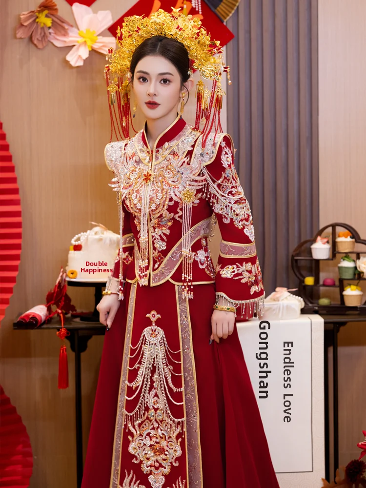 

Chic Chinese Style Wedding Dress for Women Short Size Bride Gown New 2025 Huaxu Fashion Pearl Embellished Long Sleeve
