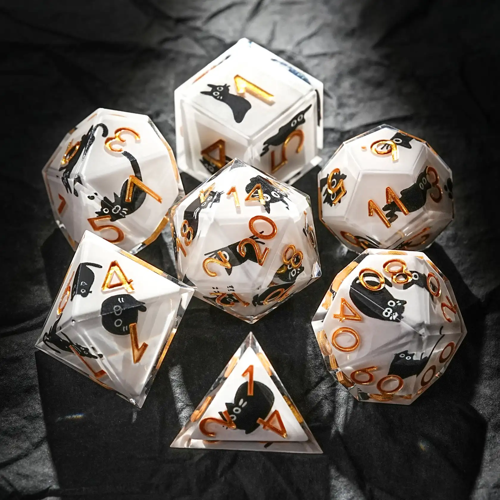 1-7pcs DND Milk Cat White Solid Resin Black Kitten Dice Set Multi-sided Polyhedral Dice for D&D Game COC Role Playing RPG Table