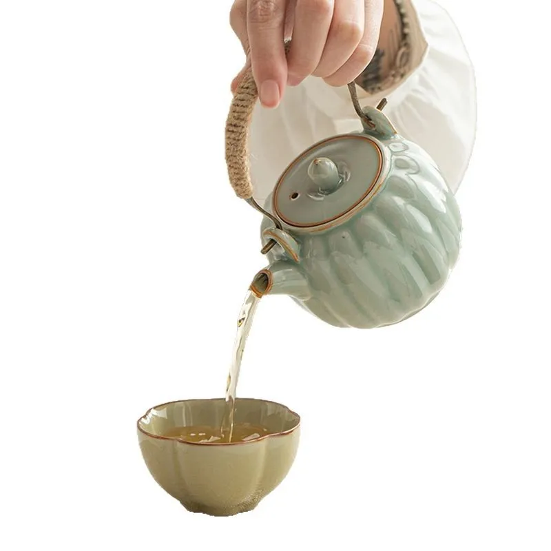 

Forbidden City merchandise five famous kiln tea sets one pot four cups Ru kiln teapot set teacup gift box for elders