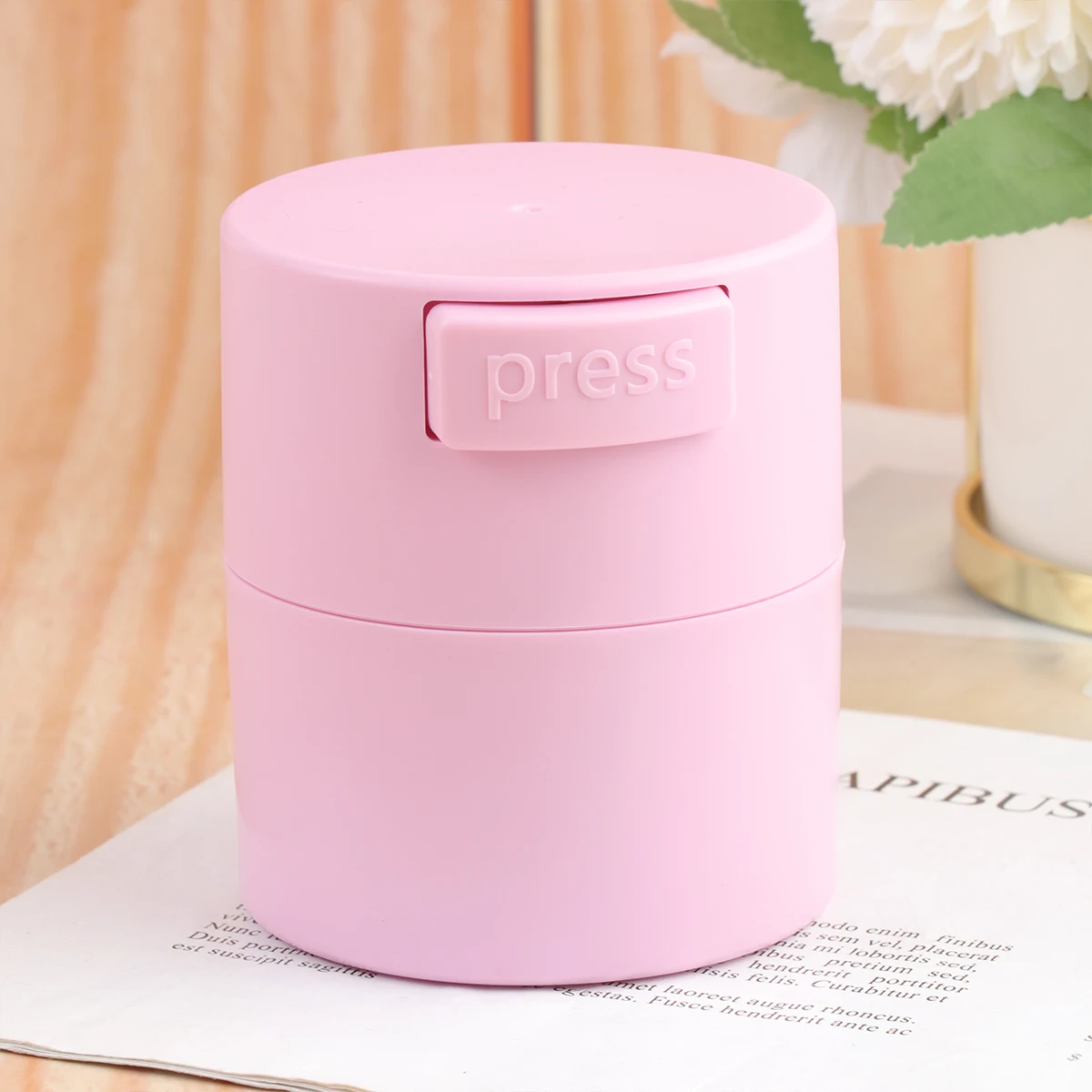 

1Pcs Eyelash Glue Storage Box Durable Press Type Sealed Dehumidifier Container Large Capacity Travel Eyelash Extension Case Pink