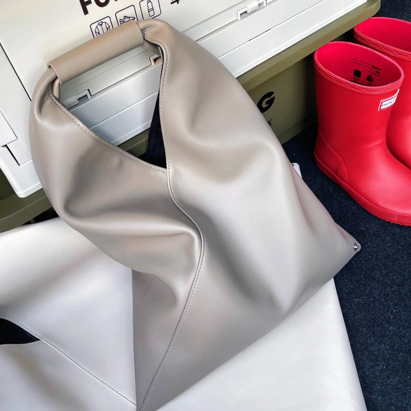 

Большая кожаная сумка-тоут Capaci, женская сумка-тоут, сумка через плечо, сумка для подмышек, мягкая деталь в стиле пэчворк