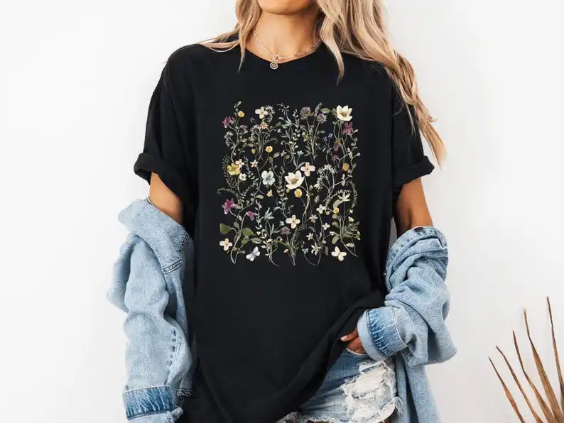 Vintage Pressed Flowers Shirt, Boho Cottagecore Tshirt Botanical Floral Tee Wildflowers Gift For Gardener