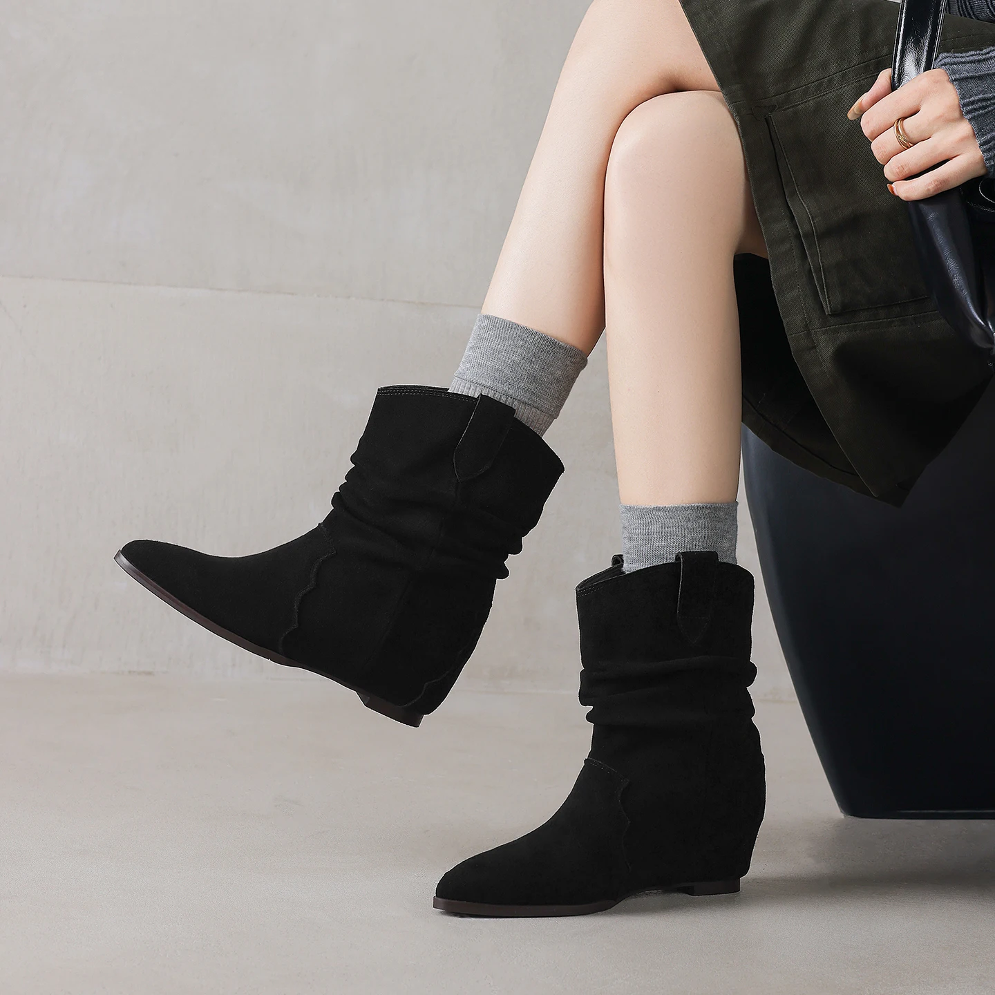 2026 Autumn Winter Cow Suede Leather Western Boots Inside Heels Ankle Boots High Quality Handmade Ladies Retro Shoes Size34-41