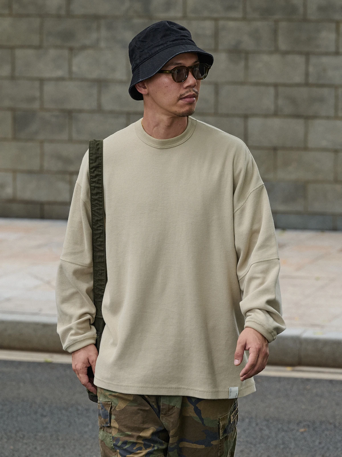 Broshood Bros Japanese Style Loose Long Sleeve T-Shirt Waffle Pattern Unisex Thickened Autumn Season round Neck Tee