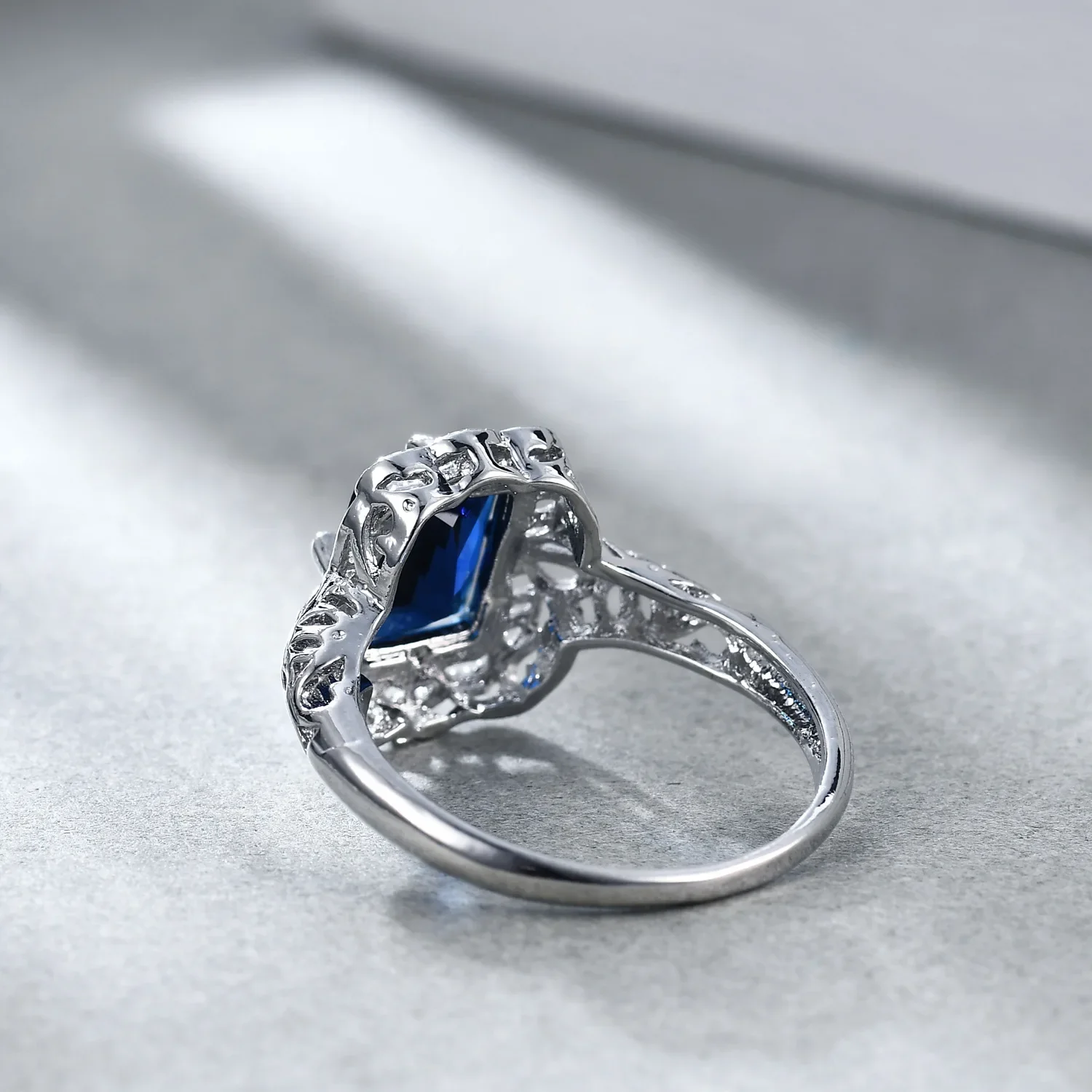 Women Princess Cut AAA Blue Sapphire Ring Original 925 Stamp Silver Charms Engagement Jewelry Rings for Women Hollowed Out
