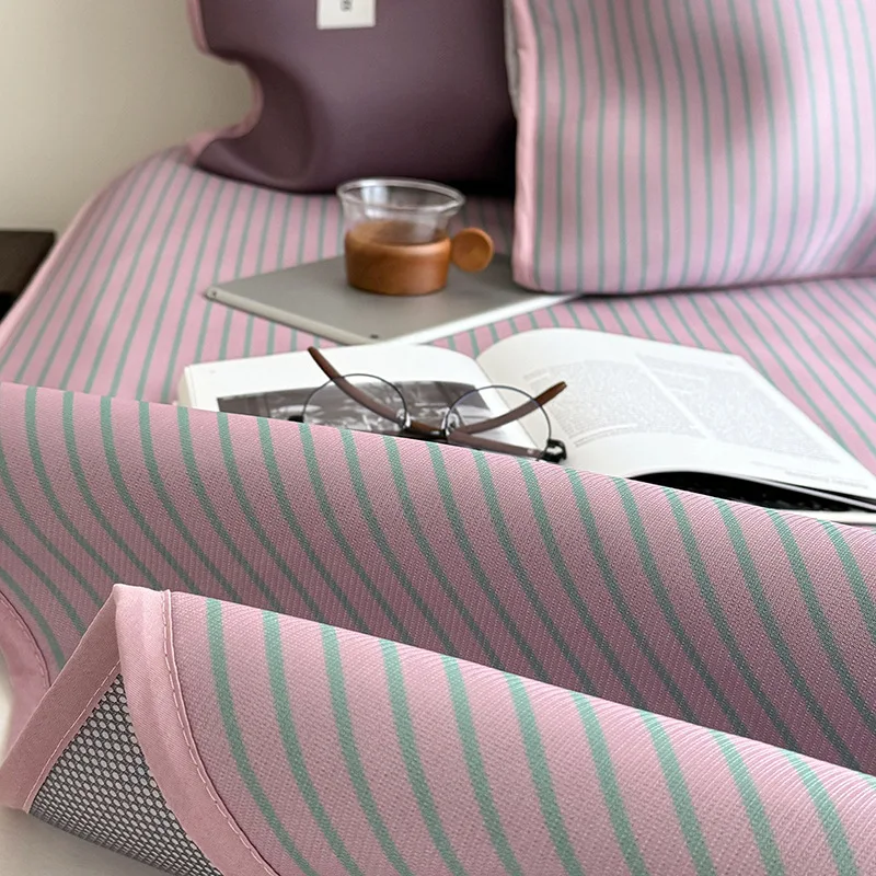Stripe Summer Cool Feeling Cooler Bed Sheet 3pcs with Pillowcase Single Double Machine Washable Fitted Bed Cover Summer Mat