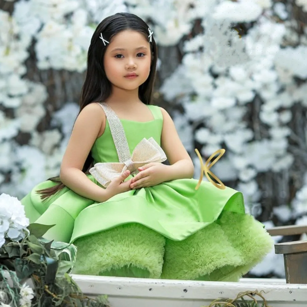 

Green Flower Girl Dresses Champagne Spaghetti Strap Sleeveless Christmas Gown for Princess 2023 New Arrived