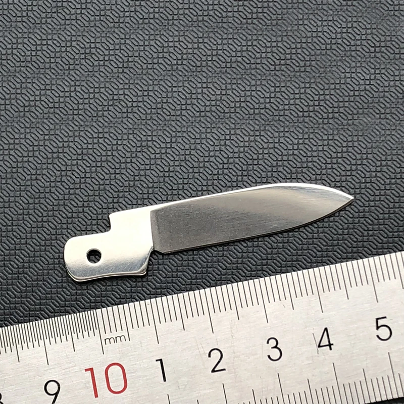 

1PC. Replacement Blade for Victorinox 85mm 91mm Huntsman 1.3713 / Tinker 1.4603 / Climber 1.3703