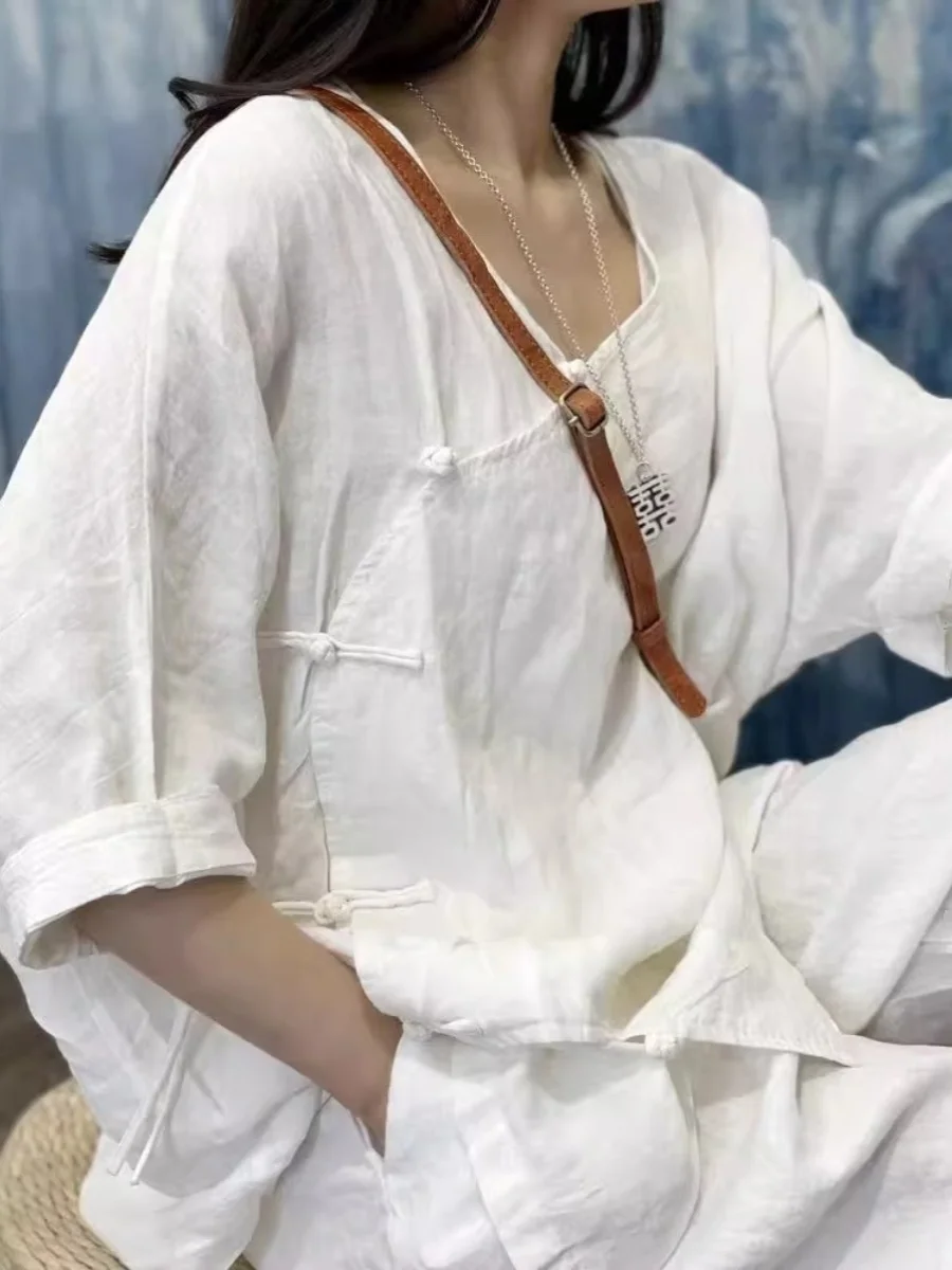 

New Chinese Sle V-Ne Cotton Linen irt Large Size Retro Artistic Pure Color Top Long Sve Women's Buttoned up irt