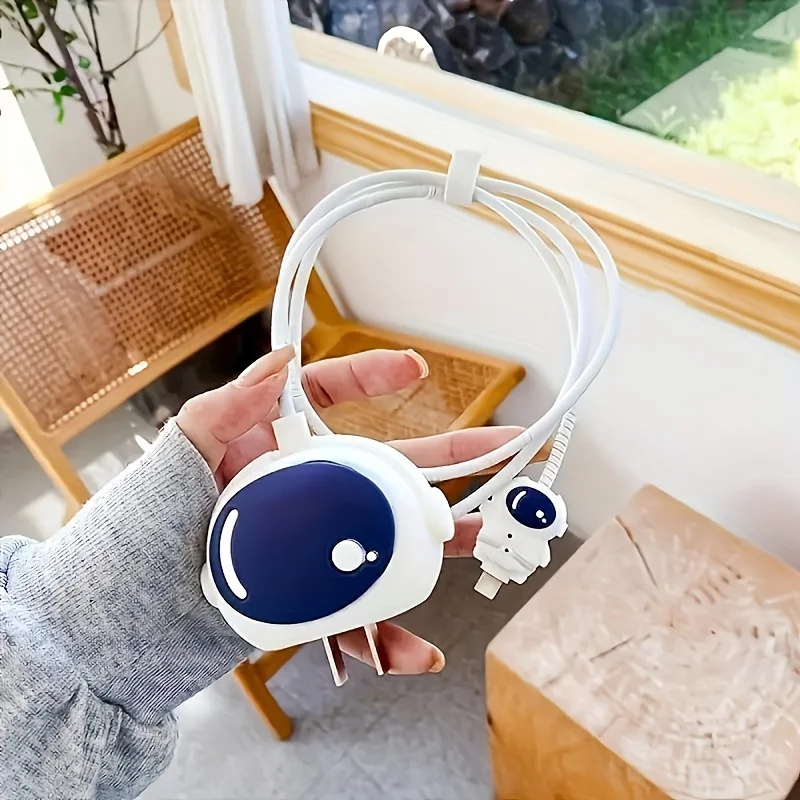 White Astronaut USB Cable Data Line Charger Protector Cover For iPhone 16 15 18/20W Fast Charging Case Cartoon Winder Organizer