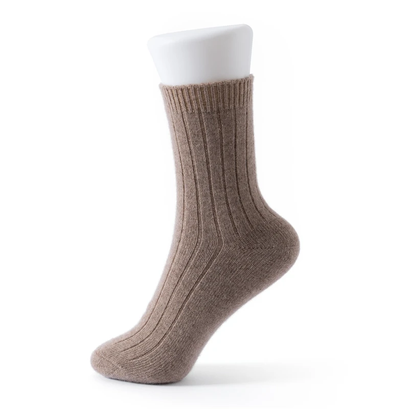 جوارب عملية يومية عصرية ودافئة، كشمير 100%، مثالية للاستخدام الداخلي والخارجي في الخريف والشتاء