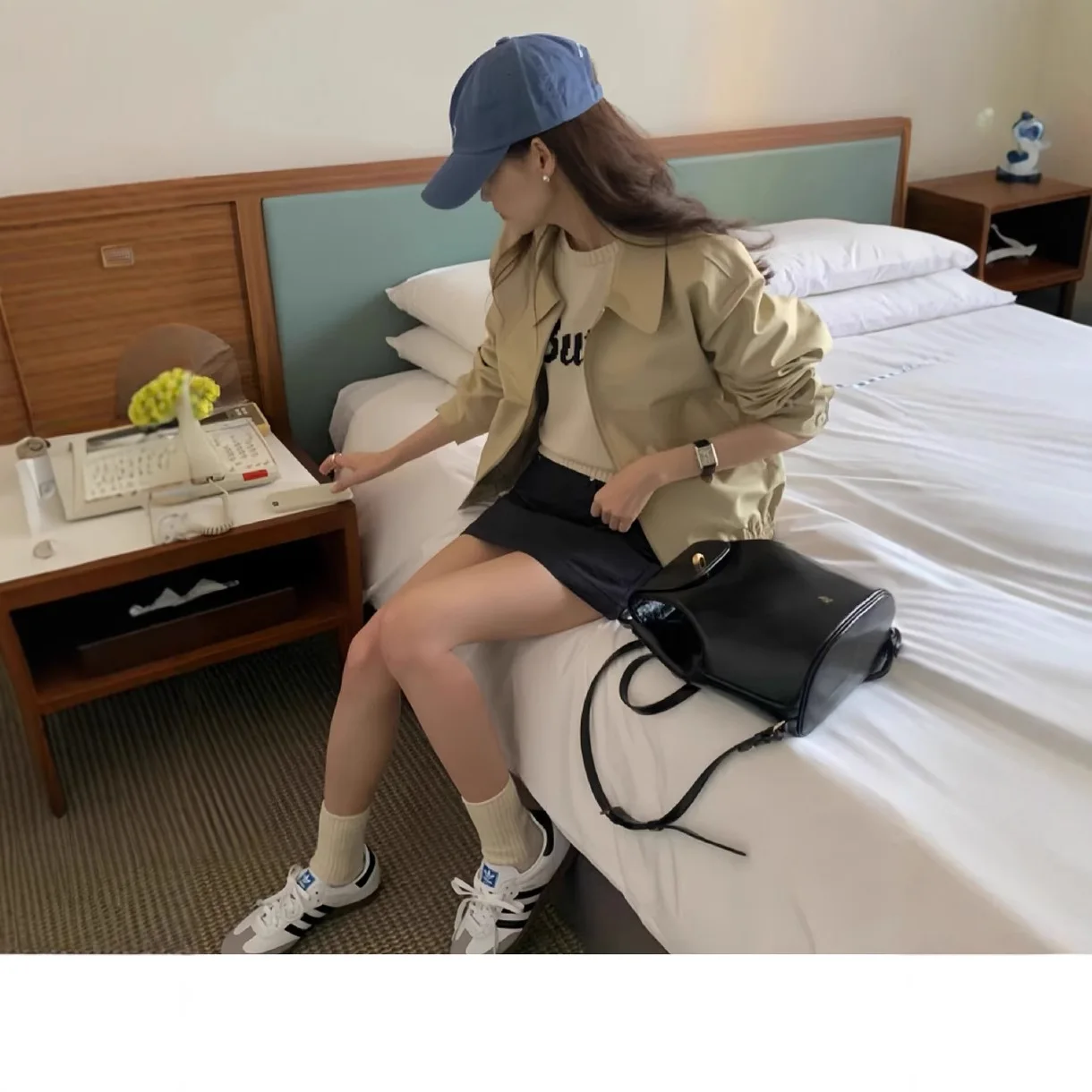 

Шикарные и элегантные женские куртки, осень 2024, женские полосатые контрастные узоры, передний карман на пуговицах, простой базовый женский стиль