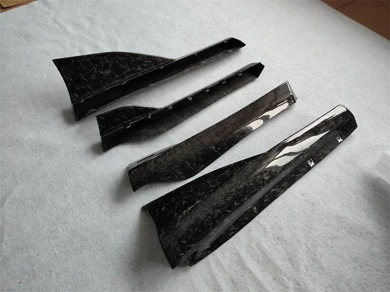 

Подходит для McLaren 540C 570S, модернизированных автомобильных аксессуаров в стиле 600LT, боковых полос из кованого углеродного волокна, автомобильных инструментов.