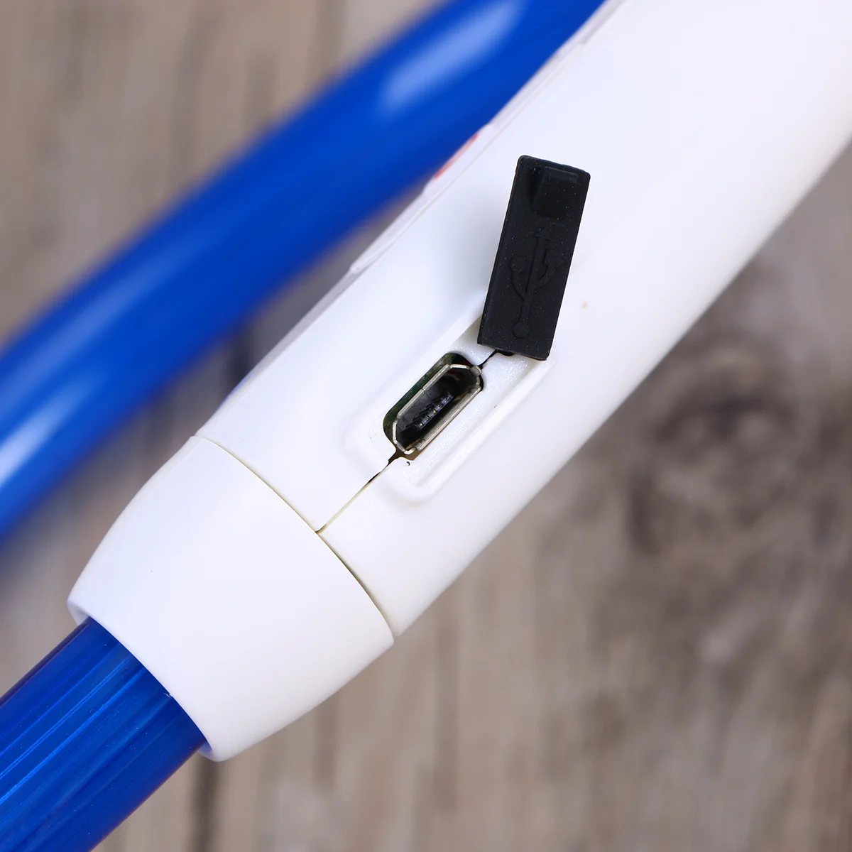 

LED Dog Collar USB Rechargeable Flashing Light Up Glowing Pet Collar Adjustable 35Cm Night Safety Walking for Small Medium Large