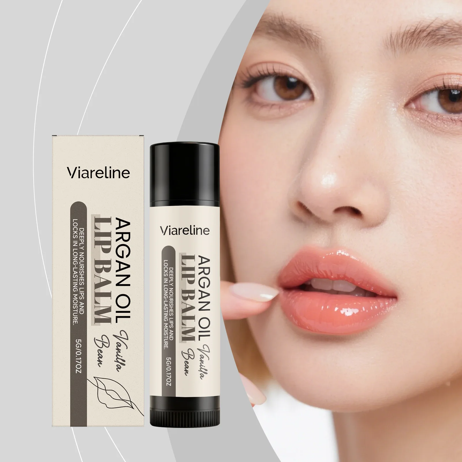 

Moisturizing and nourishing lip balm, moisturizes, cleanses dead skin, brightens the lip skin, and nourishes the lips