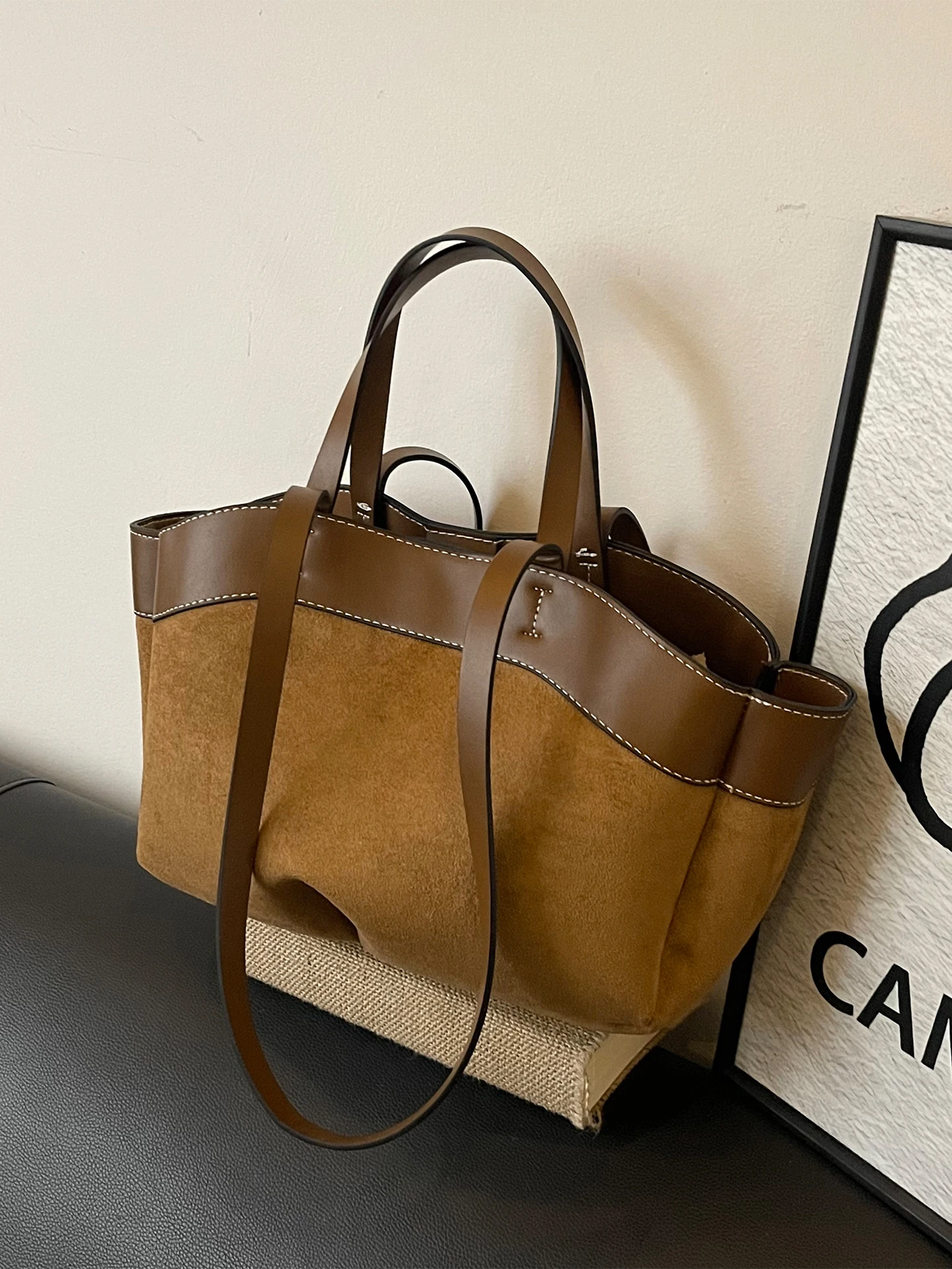 

Ретро-сумка для женщин, большая вместительная сумка-тоут, ручная сумка, стильная, премиум-класса, новинка зимы 2025 года