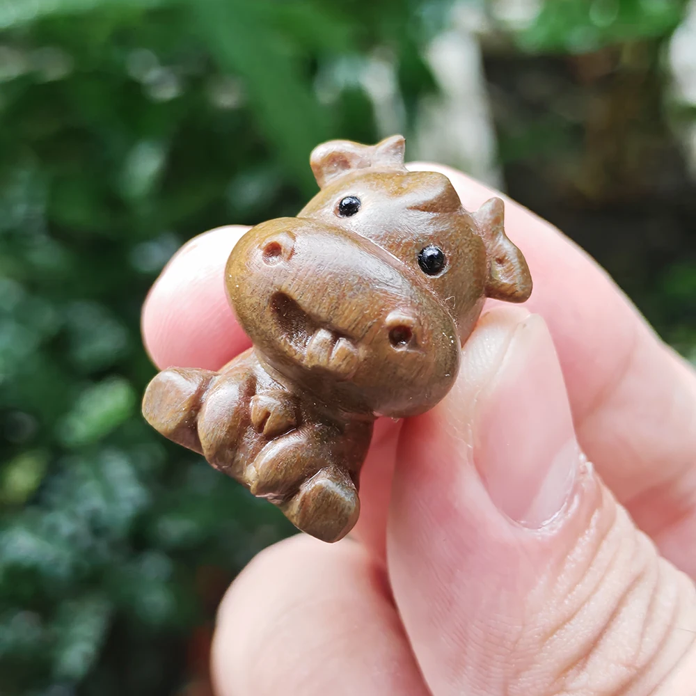 1.1 Inch Wooden Calf Figurine, Ethnic Style, Simple Style, Suitable for Desktop Decorations, Bedroom, Study Room, New Year Gifts, Christmas Decorations, Back-To-School Season Gifts, Office Decorations, Men's Gifts