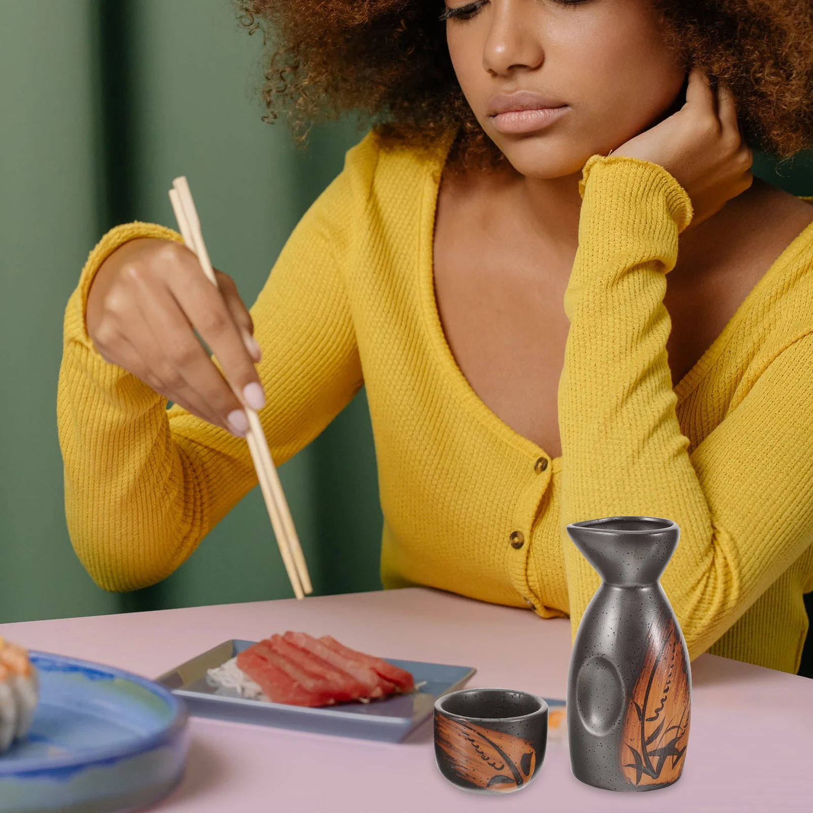 

1Set Ceramic Japanese Sake Set Porcelain Sake Pot with Narrow Neck Wide Mouth and Cups Traditional Rice Wine Pot for Home Bar