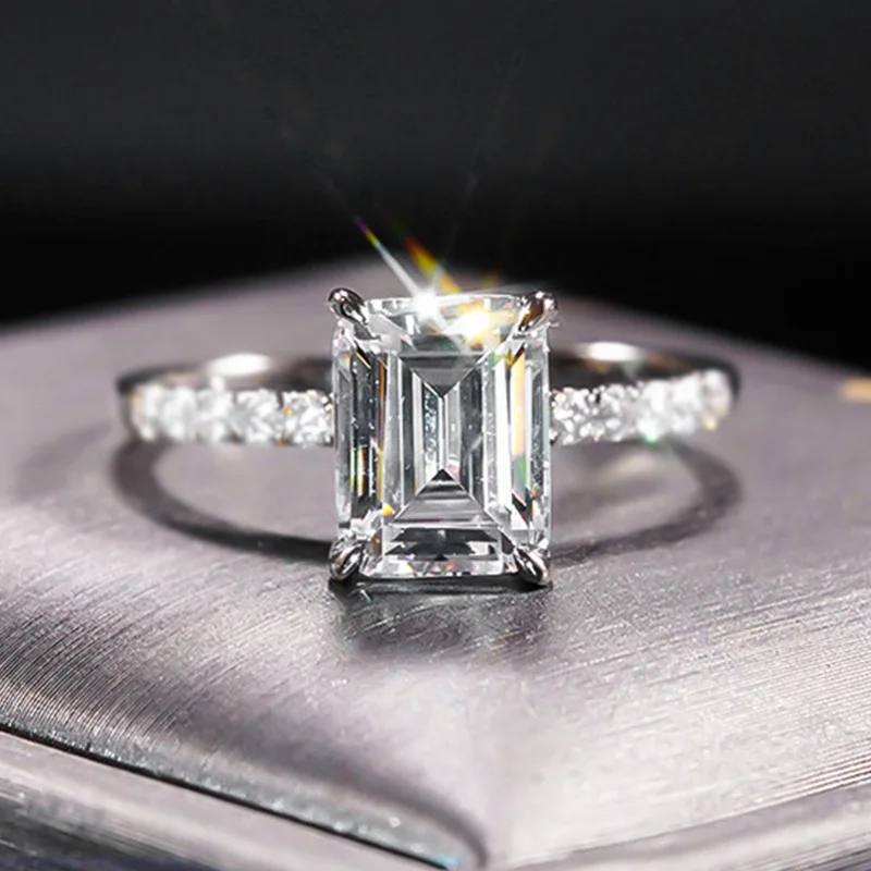 Xiaoyan S925 Silver High Carbon Diamond Ring Fashion 7 * 10 Rectangular Candy Ring Anniversary Commemorative Gift