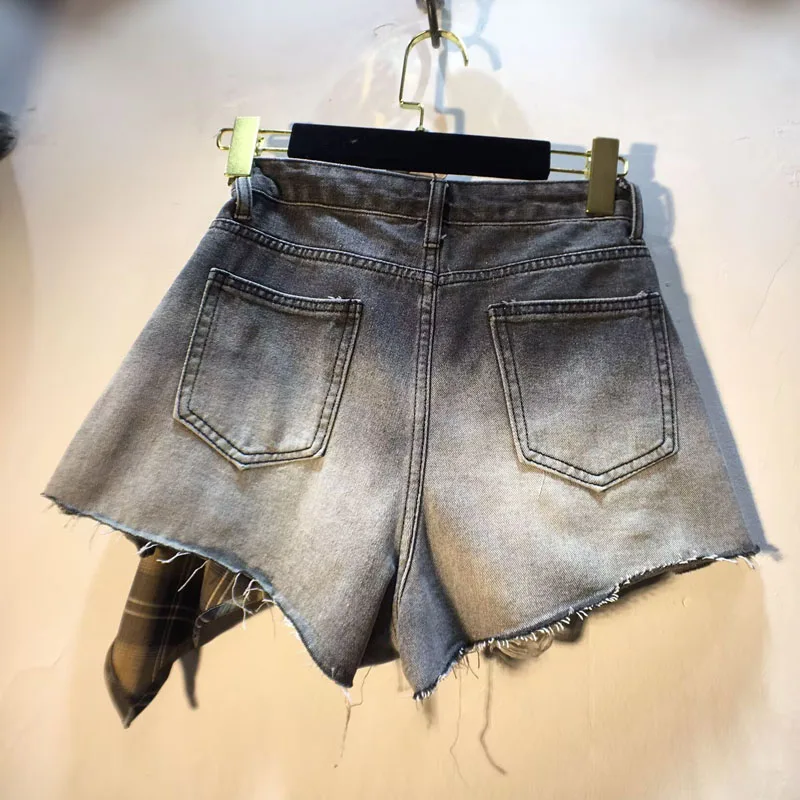 European station 2025 summer new splicing plaid cloth high waist and thin tooling pocket rough edge denim shorts women's pants