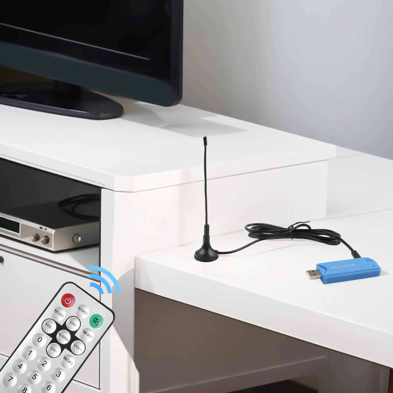 RTL2832U R828D USB 2.0 Digital TV Tuner Dongle for FM AM NFM USB LSB CW Signal Reception and Analysis 25-1760MHz