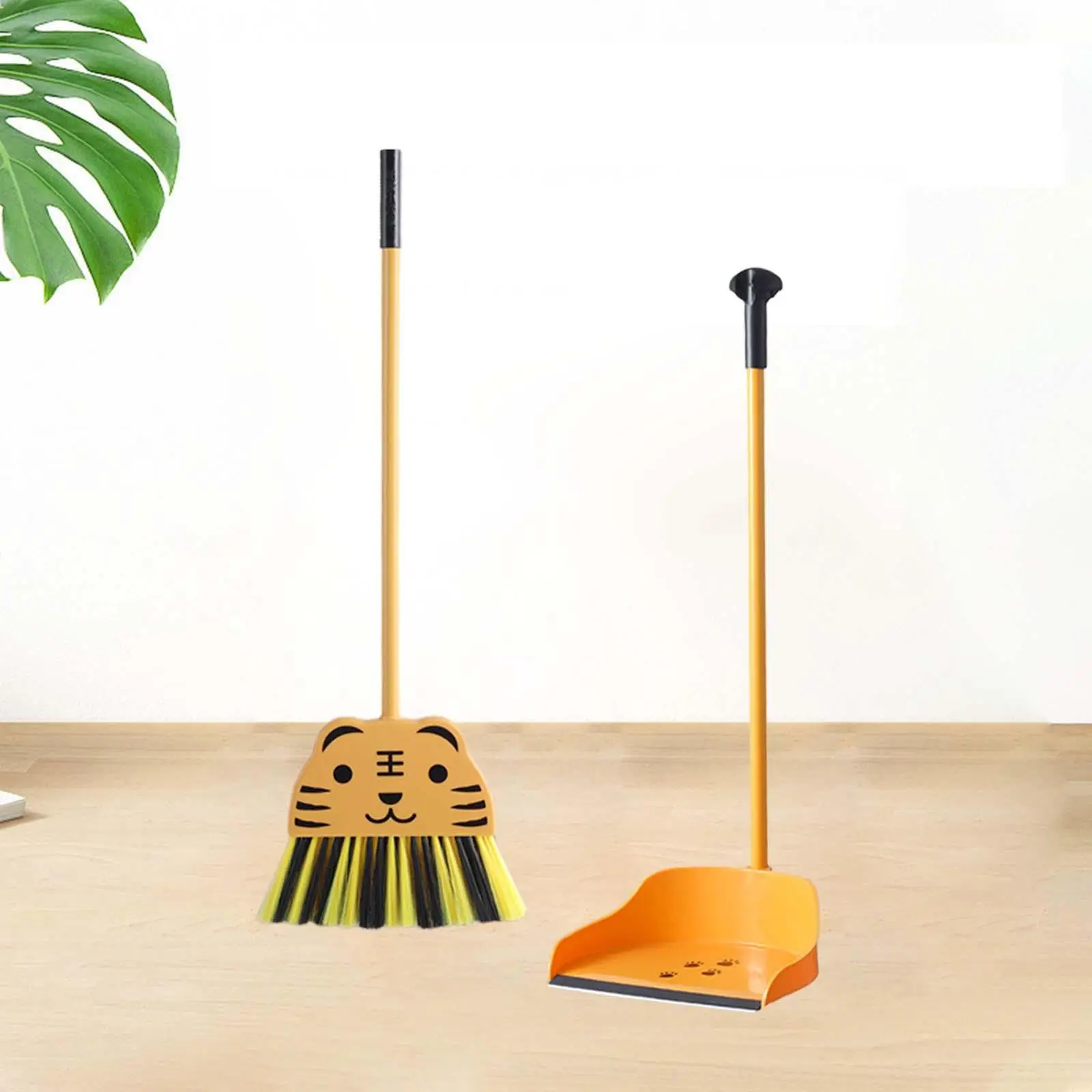 Mini Broom with Dustpan for Kids Practical Preschool Birthday Gifts Role Playing Household Children Housekeeping Cleaning Tools