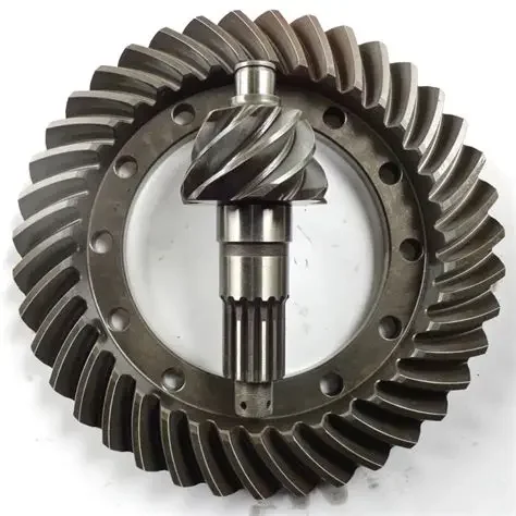 For High Quality Factory Direct  Differential Spiral  Crown Wheel and Pinion Bevel Gear 10 SPLINE for DongFeng EQ1061 6*37 7*38