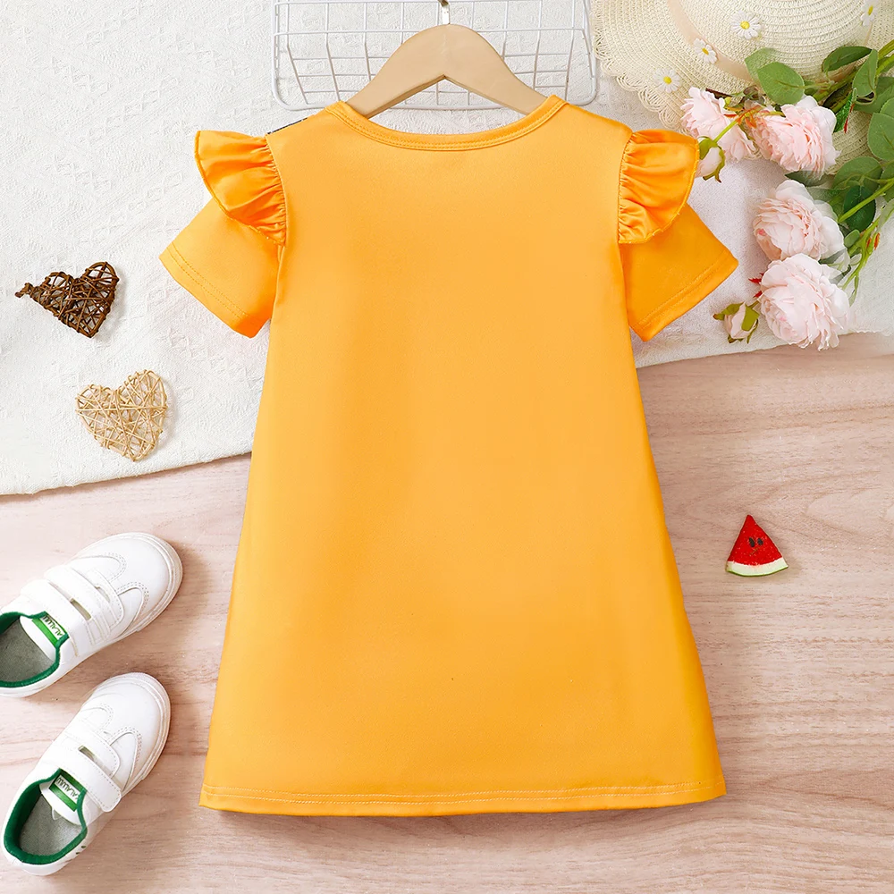 Girls' Summer Two-Piece Faux Suspender Dress, Yellow Short-Sleeve Dress with Faux Denim Suspender Skirt, Cute Bee and Daisy Print Decoration, with Faux Pocket Design, Loose Fit, Suitable for Daily Outings, Play, and Photoshoots, Stylish Summer Dress for Little Girls
